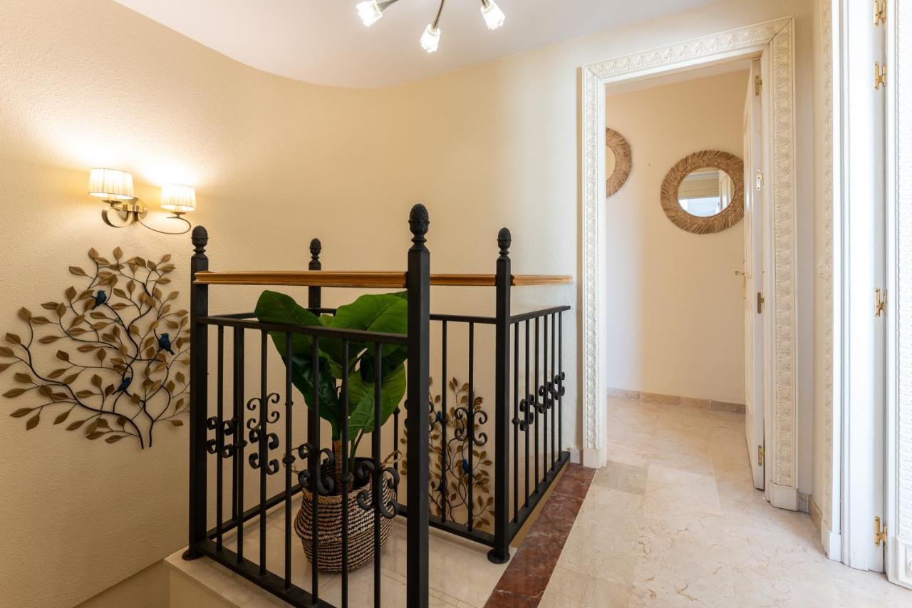 Lejlighed Coastal Paradise 3bed , Pool , Sea Views! *