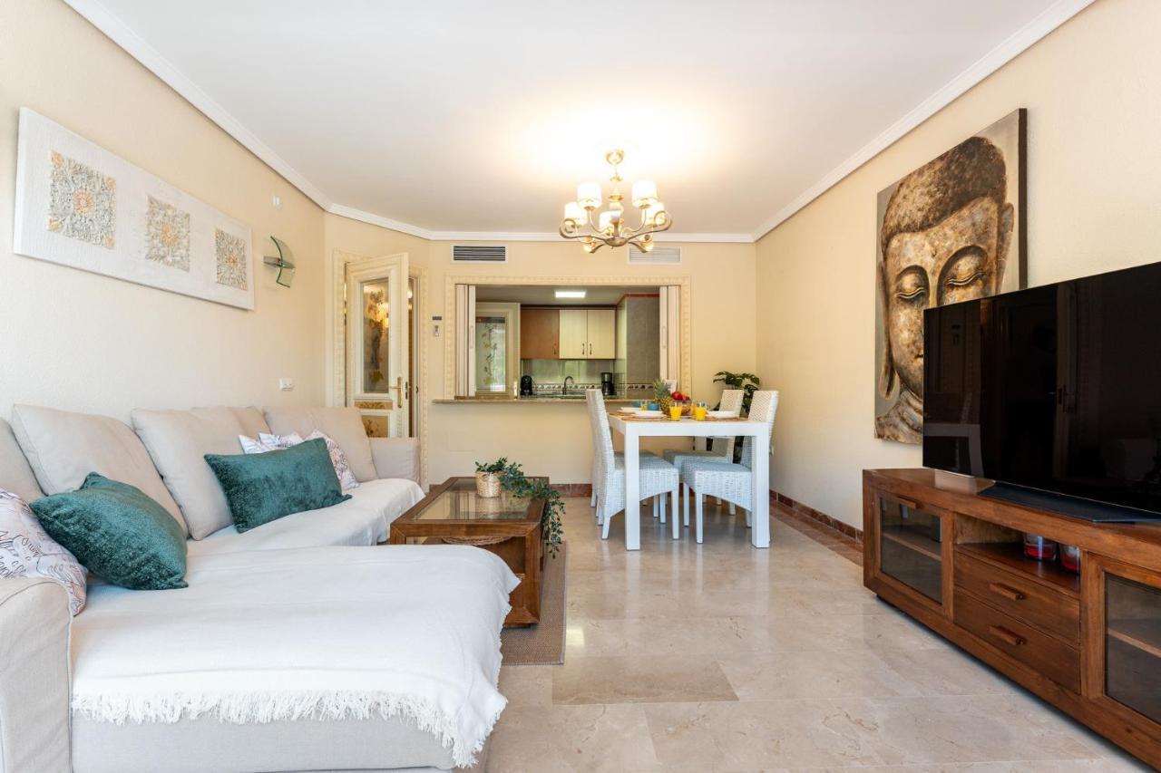 Coastal Paradise 3bed , Pool , Sea Views! Benalmádena